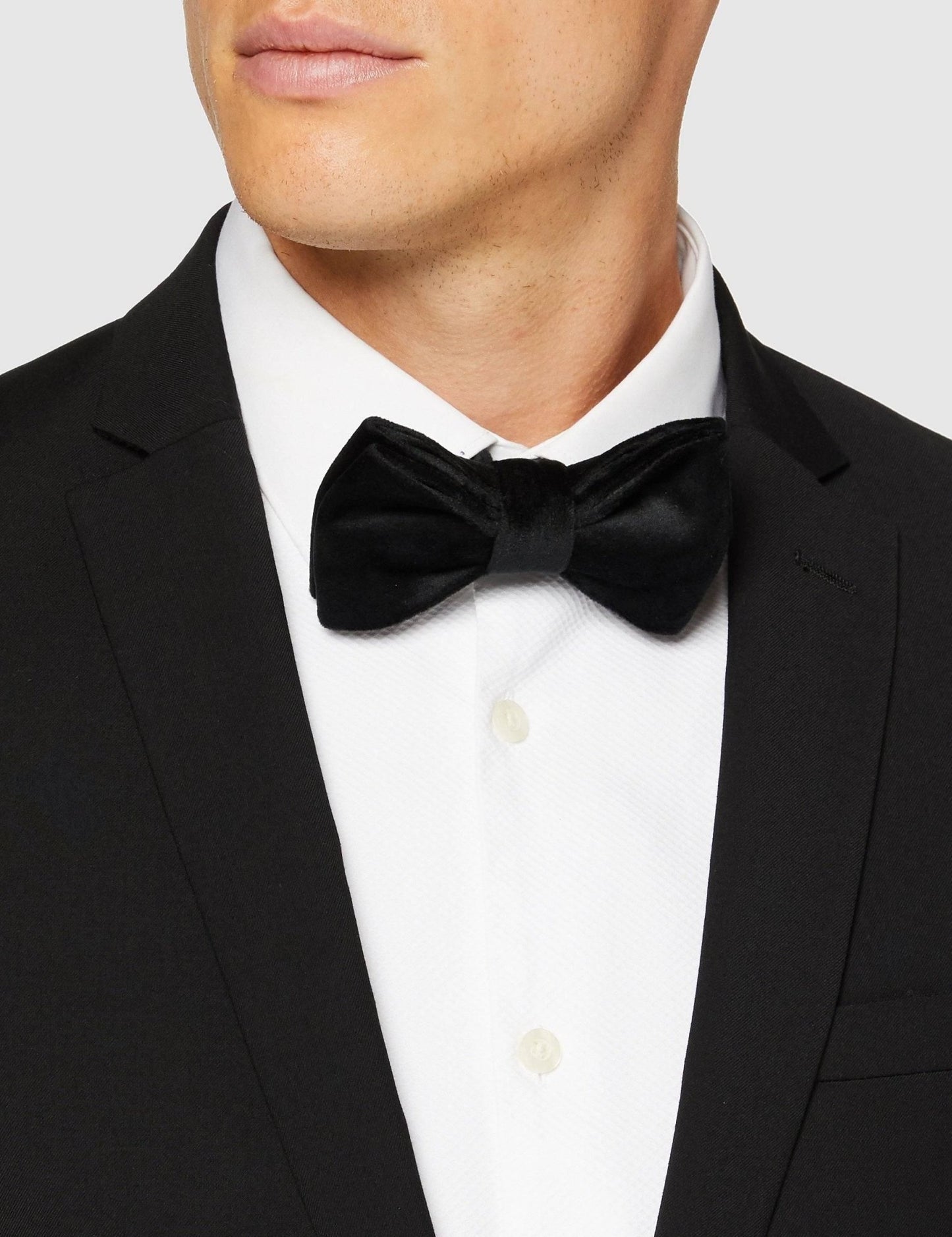 Mens Black Formal Velvet Bow Tie Pre Tied - The Platinum Tailor